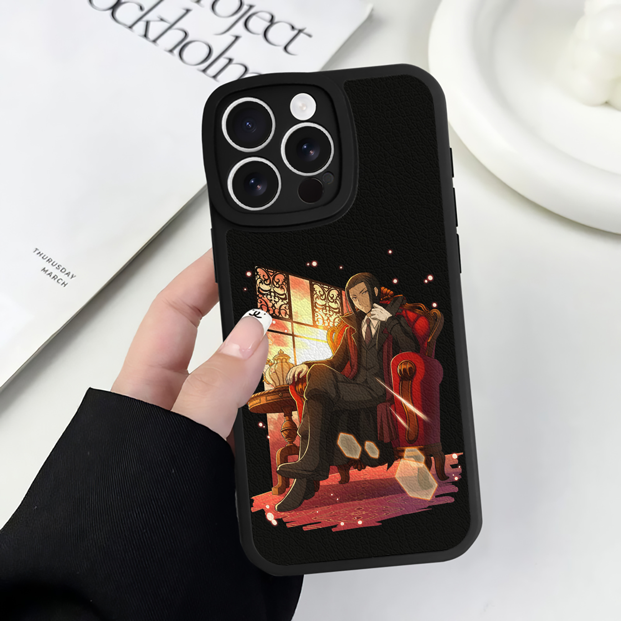 （画像用） 文豪ストレイドッグス Bungo Stray Dogs 【iPhone 16シリーズ対応】シリコンスマホケース（レザー調） 材質：シリコン
